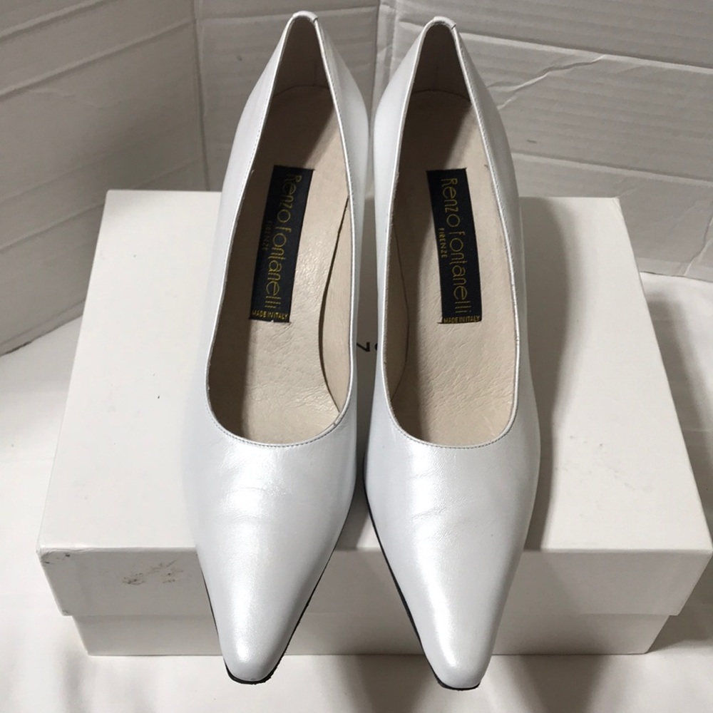 Renzo Fontanelli leather upper/lining/sole pointy toe. Made in Italy. EUC